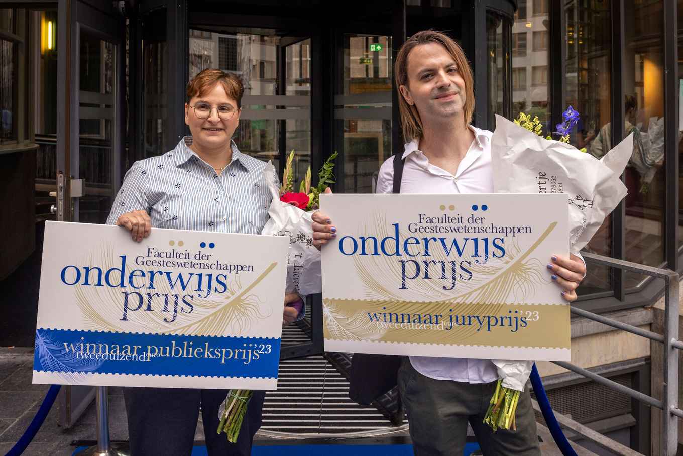 Daniella Zaidman-Mauer, winnaar van de publieksprijs (links) en Diego Semerene, winnaar van de juryprijs (foto: Bob Bronshoff)