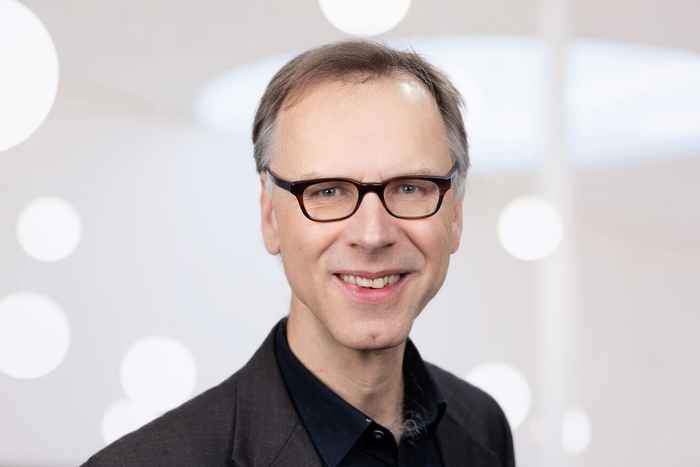 Olav Velthuis