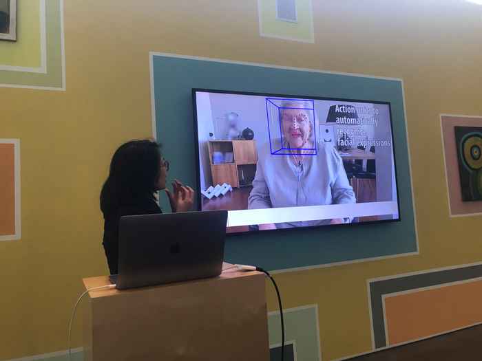Dr. Khiet Truong van Universiteit Twente over non-verbale analyse. Foto: Sanneke Stigter.